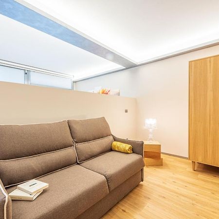 Room 176, Alba Town Экстерьер фото