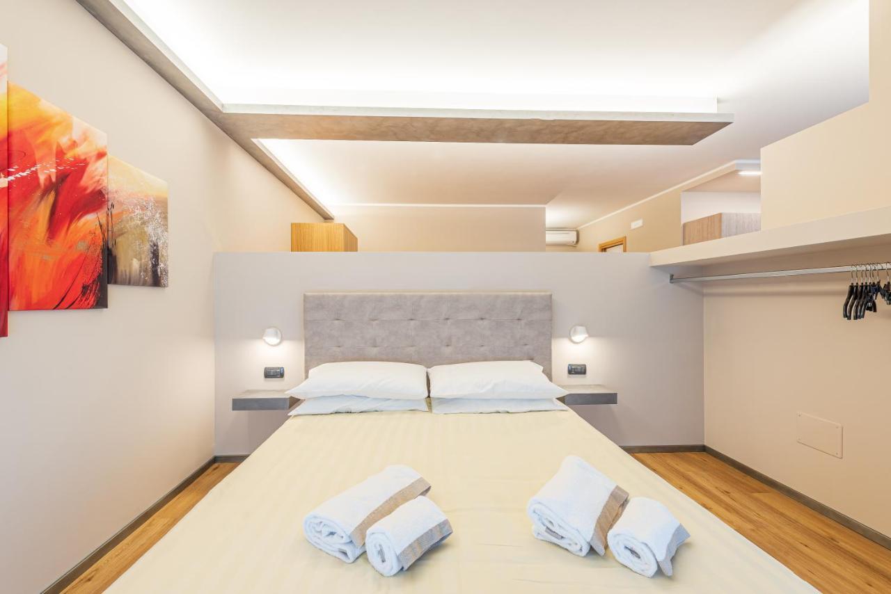 Room 176, Alba Town Экстерьер фото
